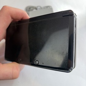 Nintendo 3DS Handheld Video Game Console Black CTR-001 (USA) W Charger US Model