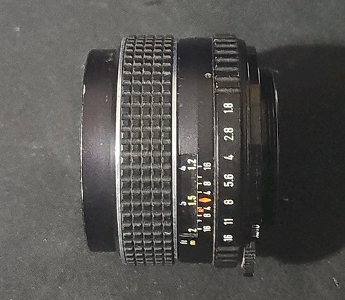 Asahi Opt Co. 55mm f1.8 SMC Takumar M42 Screw Type Lens - Picture 8 of 9
