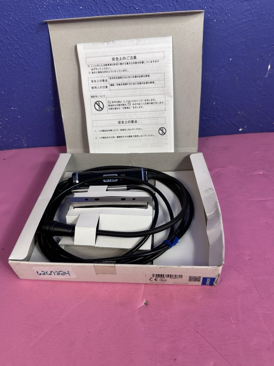 Omron ZX-TDS04T Proximity Senser Switch ZXTDS04T New Free Shipping