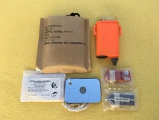 SIGNAL KIT, PERSONNEL, DISTRESS  A/P25S-1 & SURVIVAL ITEMS  VIETNAM WAR ERA  USA