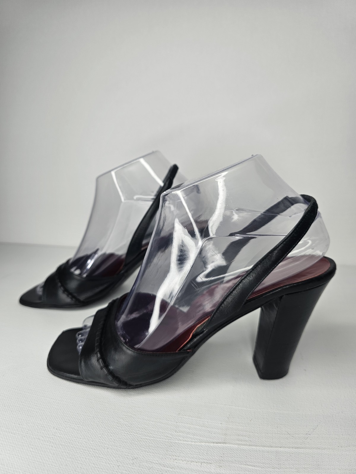 YSL Yves Saint Laurent Nero Pelle Tacchi Slingback Soletta Rossa Punta Quadrata 8