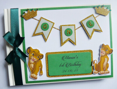 Personalisiertes Gästebuch König der Löwen Simba Jungen Geburtstag, Gold und Grün Simba Geschenk