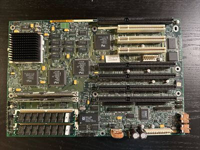 Vintage Motherboard w/ Socket 5 Intel CPU PB 618916-003 AA 633045-201 541276-210