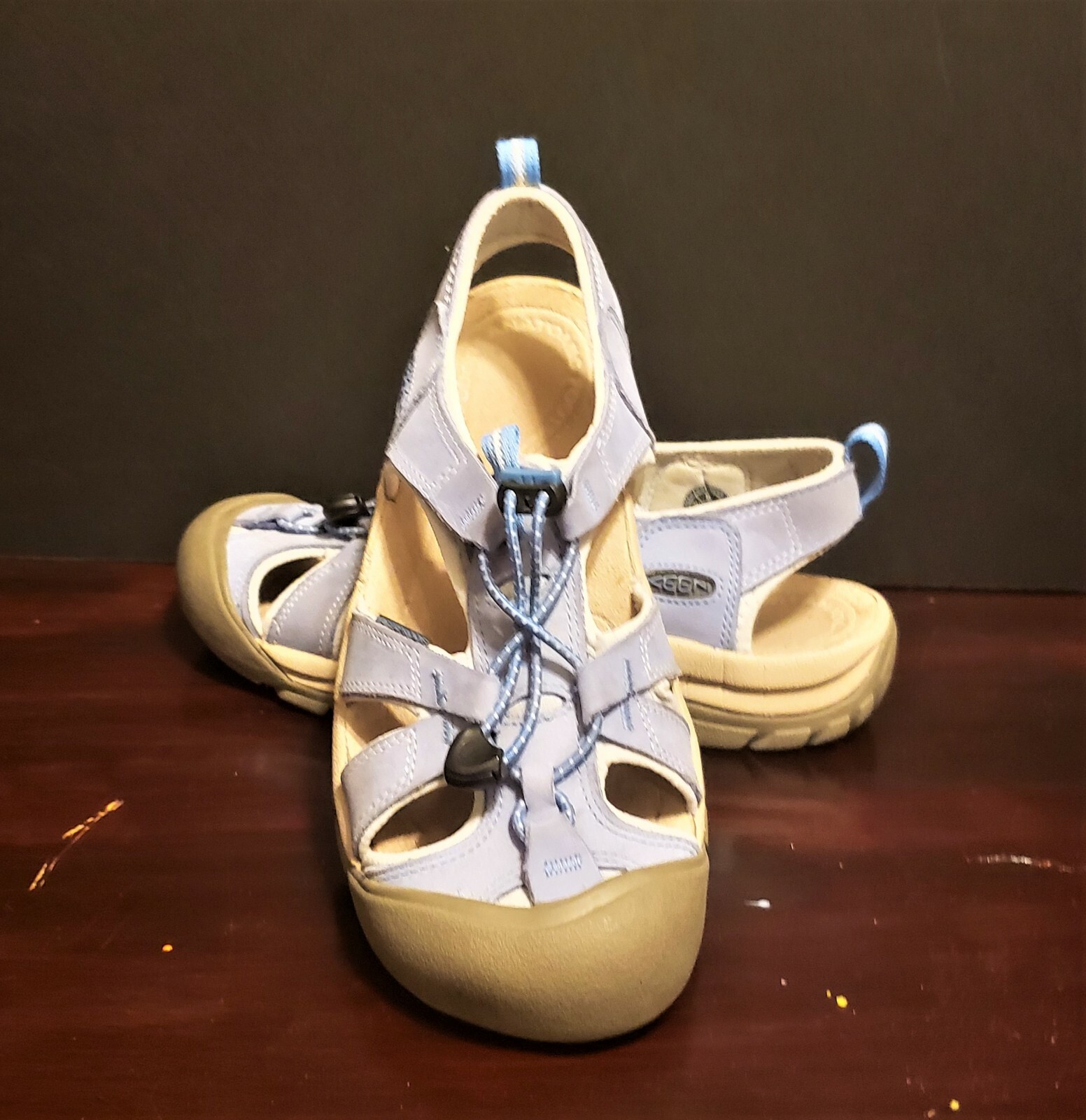 Scarpa donna Keen Newport taglia 9M verde USA sandalo pescatore sportivo usata