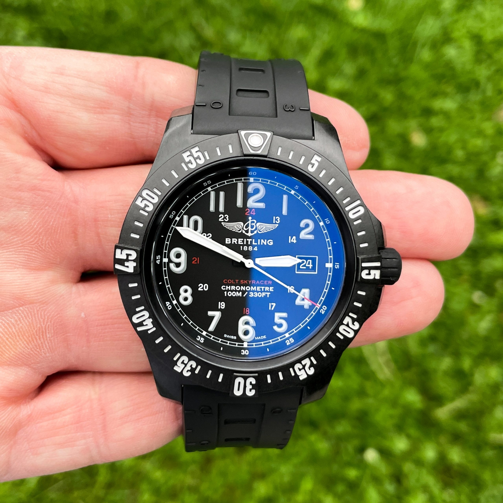 Breitling Colt Skyracer Ref: X74320E4/BF87 Full Set 45mm Carbon Chronometer image 3