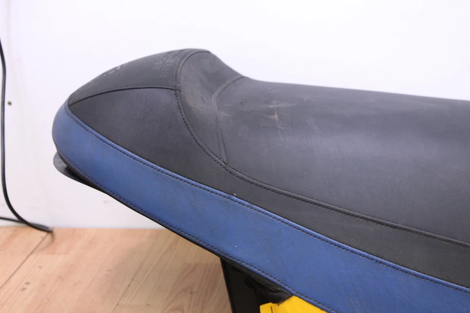 Седло сиденье 2007 SKI-DOOSUMMIT XRS 800R - Изображение 2 из 4