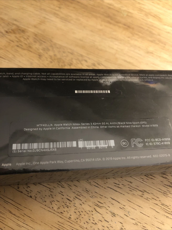 Apple Watch Series 3 42mm Space Gray Case w/ Nike+ Anthracite Sport Band ⌚️ - Image 4 of 4