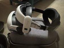 Meta Oculus Quest 3 128gb W/ Bobovr S3 Pro Cooling Headstrap