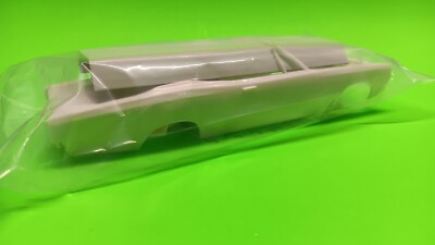 1969 Plymouth GTX Convertible AMT 1/25 Body Floor Pan Interior Tub Model Car 