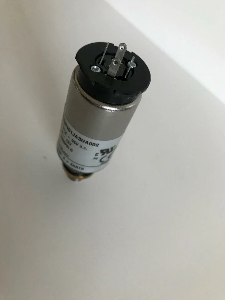 GEM Sensors Pressure Transducer 1200SGH101JA3UA - Image 2 of 3