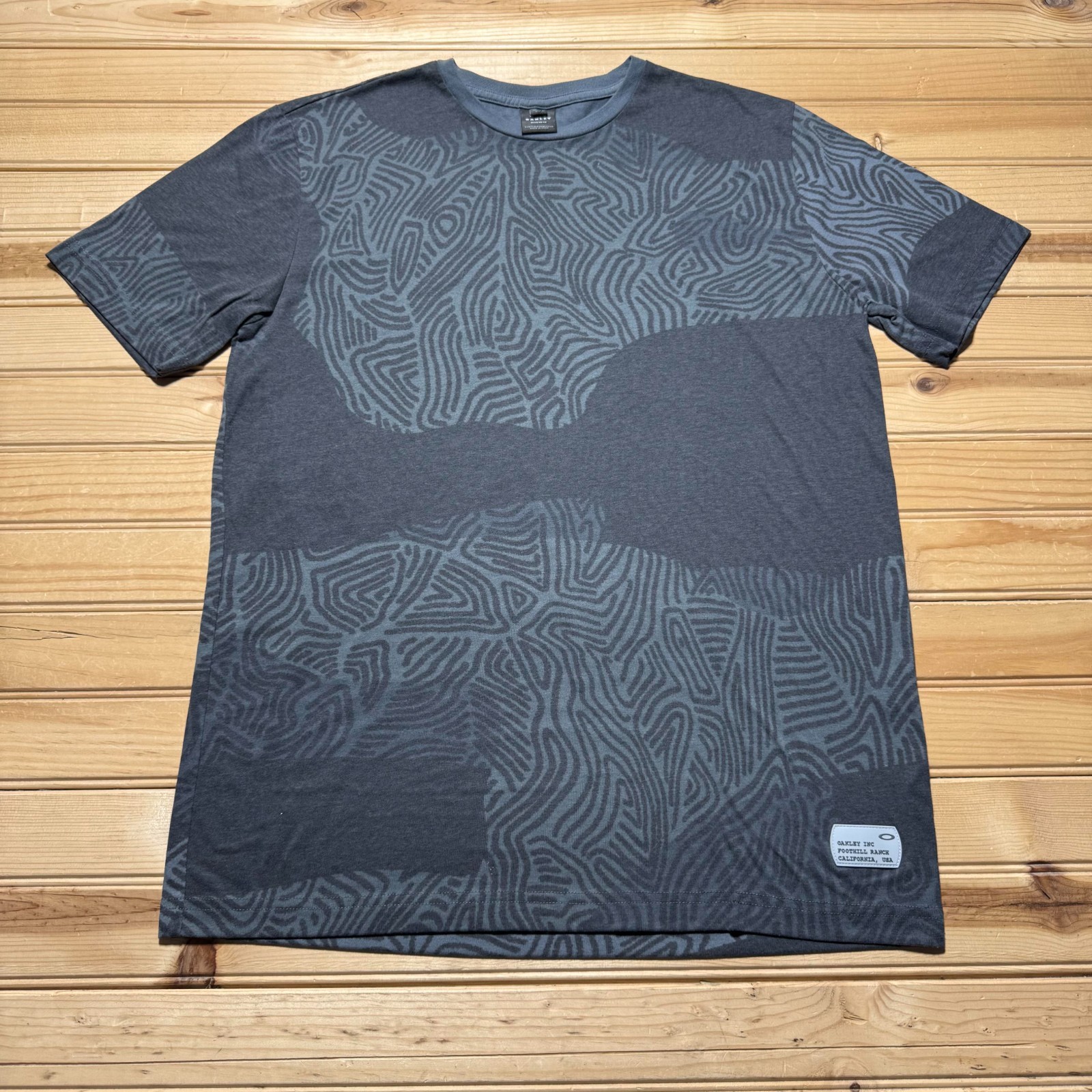 Oakley Topographic Map Pattern All Over Print Surf Skate T-Shirt Men's Medium