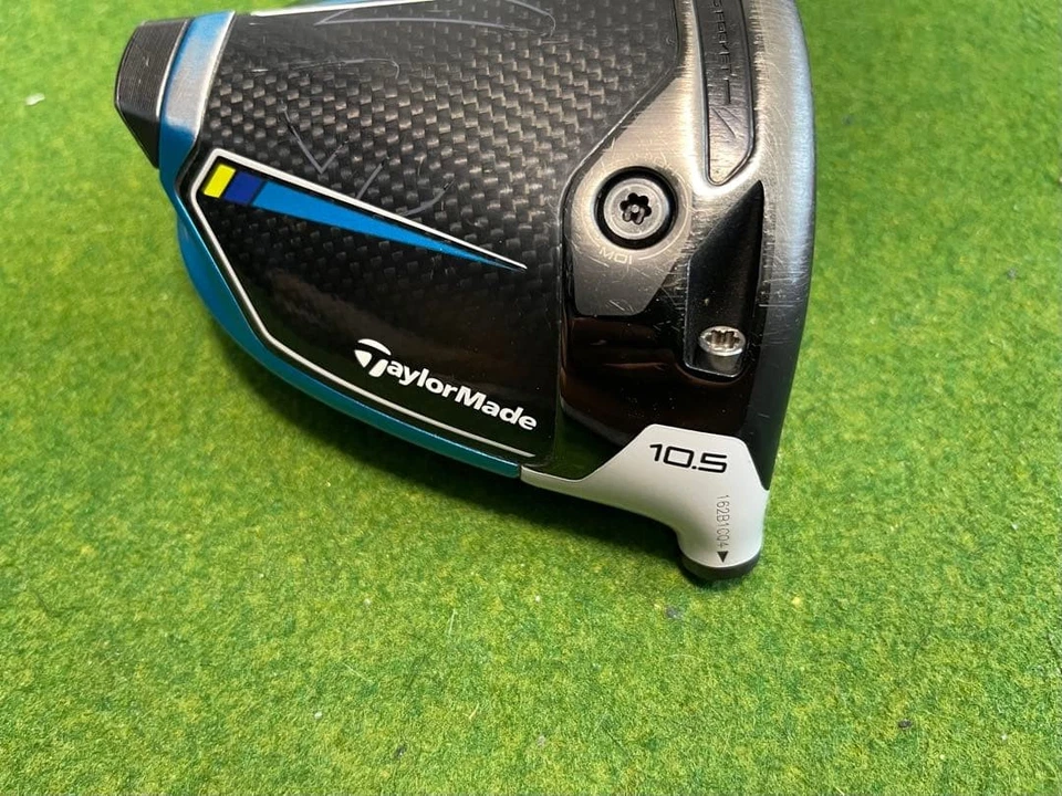 TaylorMade SIM2 MAX Driver Head Only 10.5 Degree Right-Handed Used #33 - Image 2 of 4