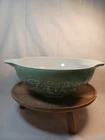 Pyrex 444 4qt "Fetus" Green Cinderella Mixing Bowl