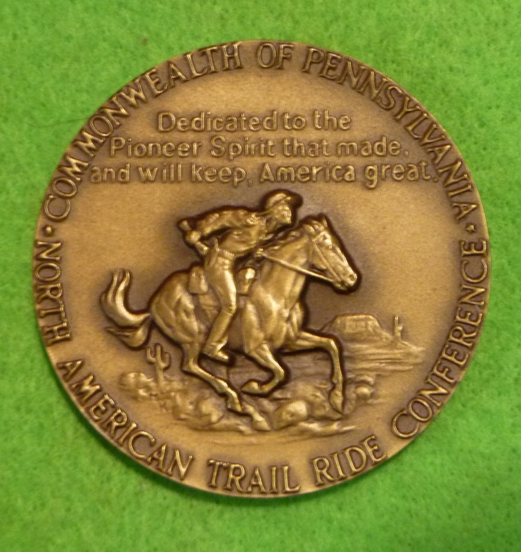 Wagon Train Pilgrimage 1976      2.5" dia   Bronze Medal   by  Art Medals Inc.