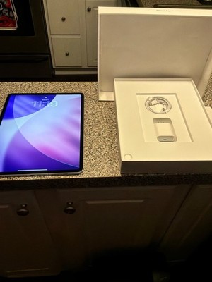 Apple iPad Air 2026 13'' M4 1TB Wi-Fi + Cellular