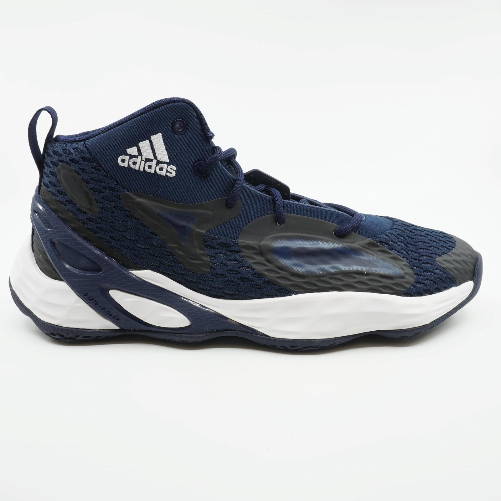 [GW3405] Мужские кроссовки Adidas демонстрируют среднюю