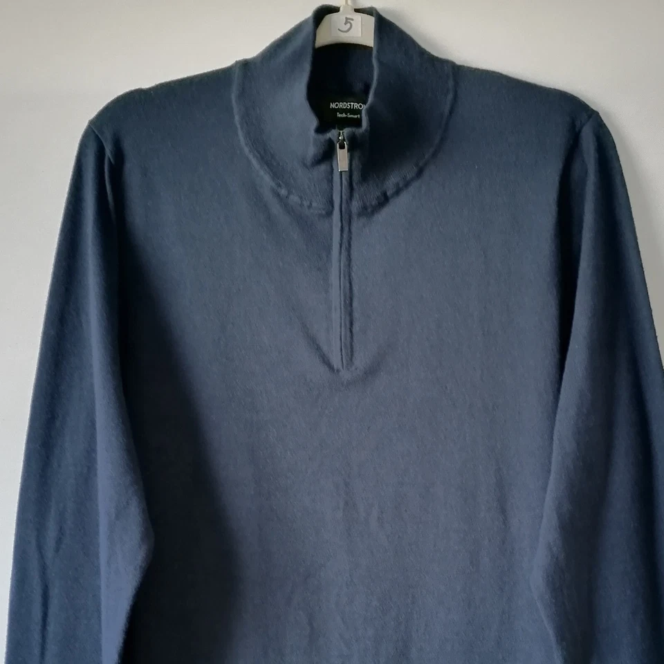 Nordstrom Men's Navy Blue Tech-Smart Wool Blend Mock Neck Sweatshirt Sweater L - Imagem 3 de 4