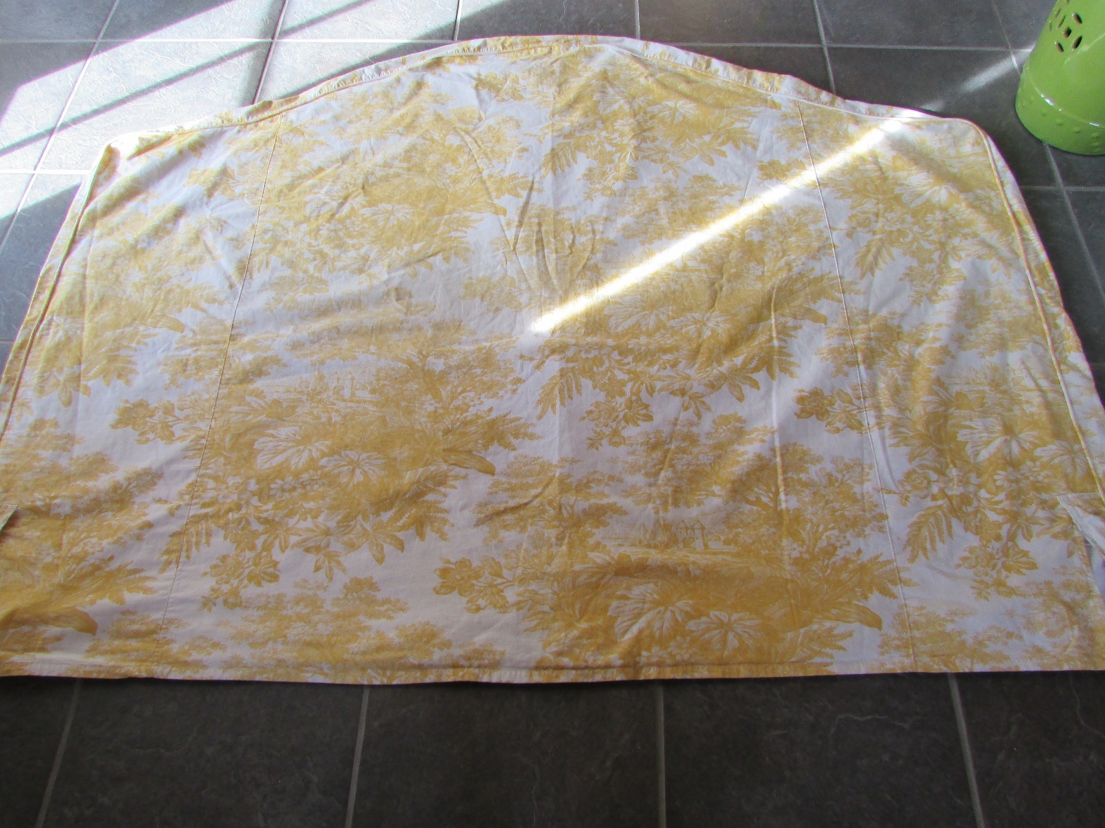 Buona Qualita Pottery Barn Riley King Headboard Cover Giallo