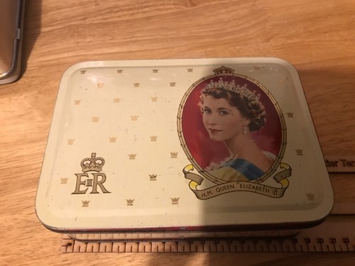 Vintage tins, Cadbury’s , toffees and loads more - Picture 80 of 696