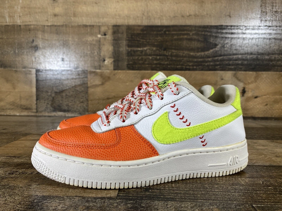 Nike Air Force 1 07 LV8 Utility Orange/White