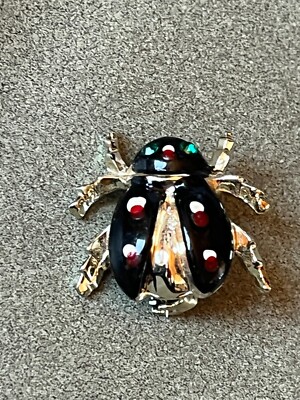 Vintage Small Black Enamel & Goldtone BEETLE BUG Inset Lapel or Hat Pin  7/8th s