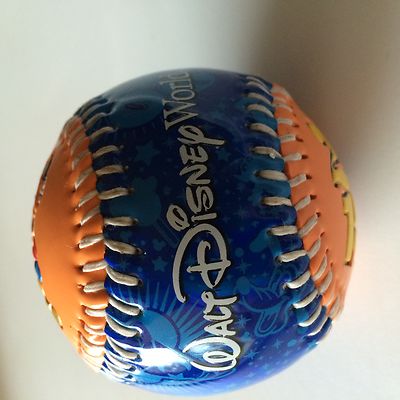 New Disney Walt Disney World Official Collectible Mickey Mouse