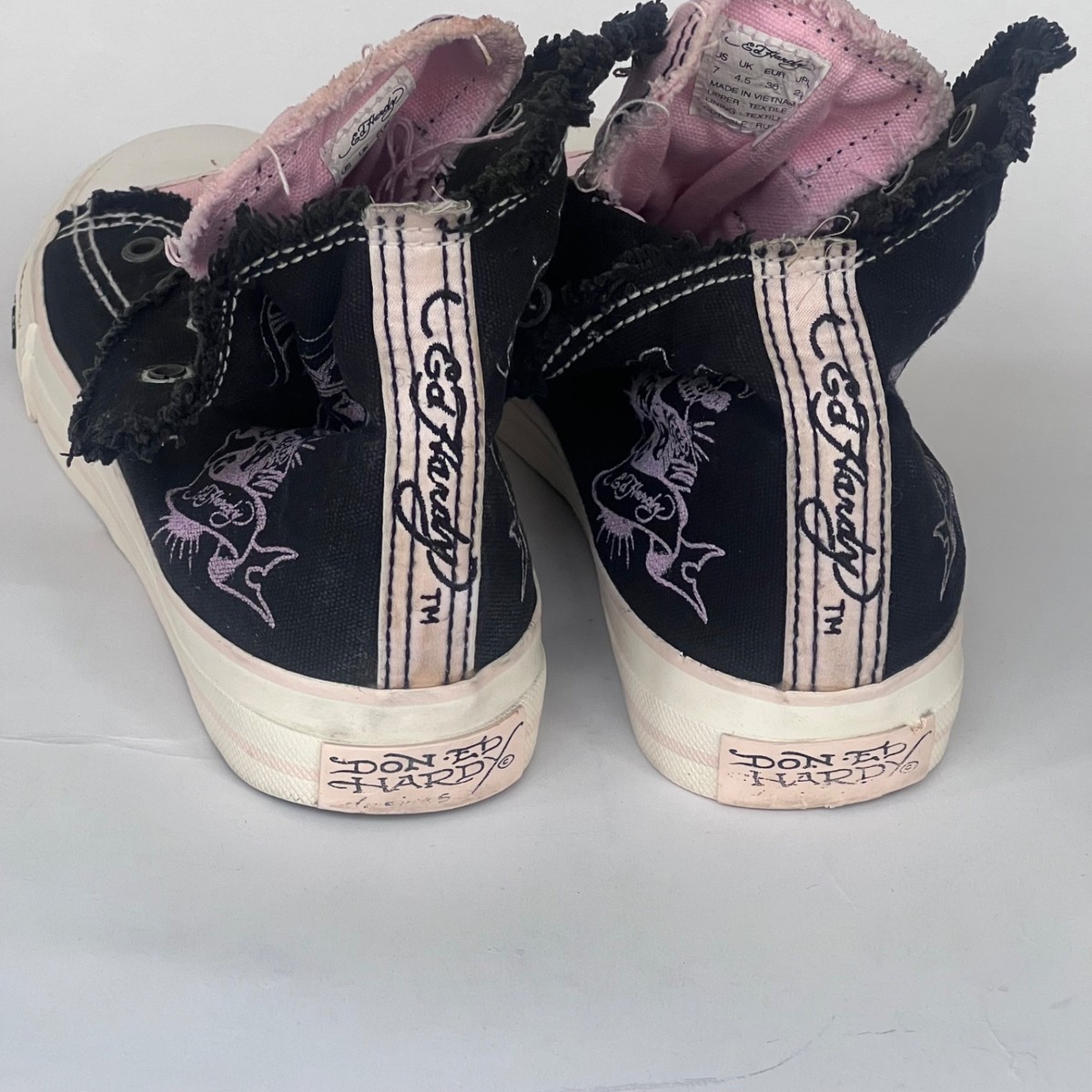 Vintage Ed Hardy Skull High-Top Sneakers Black Pink Y2K Distressed