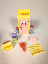 Vintage Cherry Merry Muffin Pour Chill Milk Playset Mattel 1989