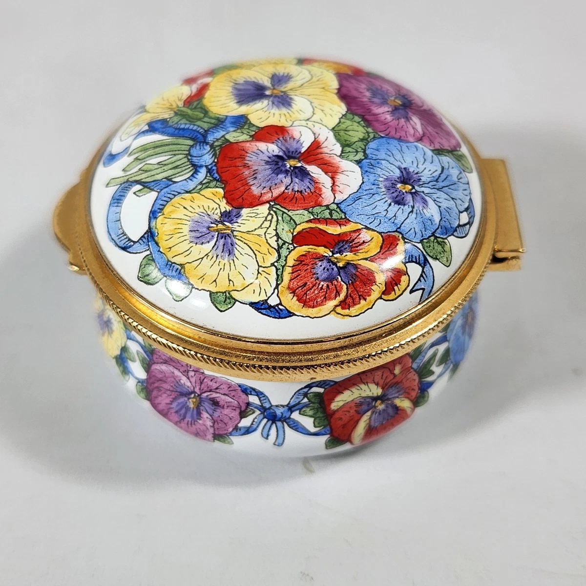 25+ Staffordshire Enamel In Collectible Decorative Trinket Boxes