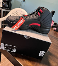 Jordan Air Jordan 12 Retro Bloodline Black/Varsity Red High Top CT8013-060