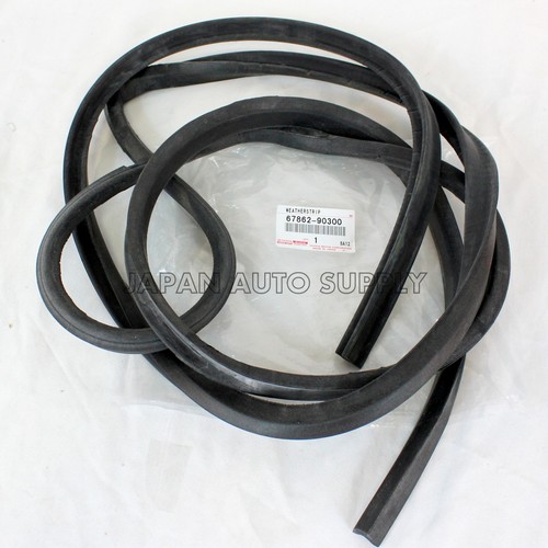 OEM Toyota Highlander Driver Side Door Weatherstrip Seal (2001-2007) – 67862-48021
