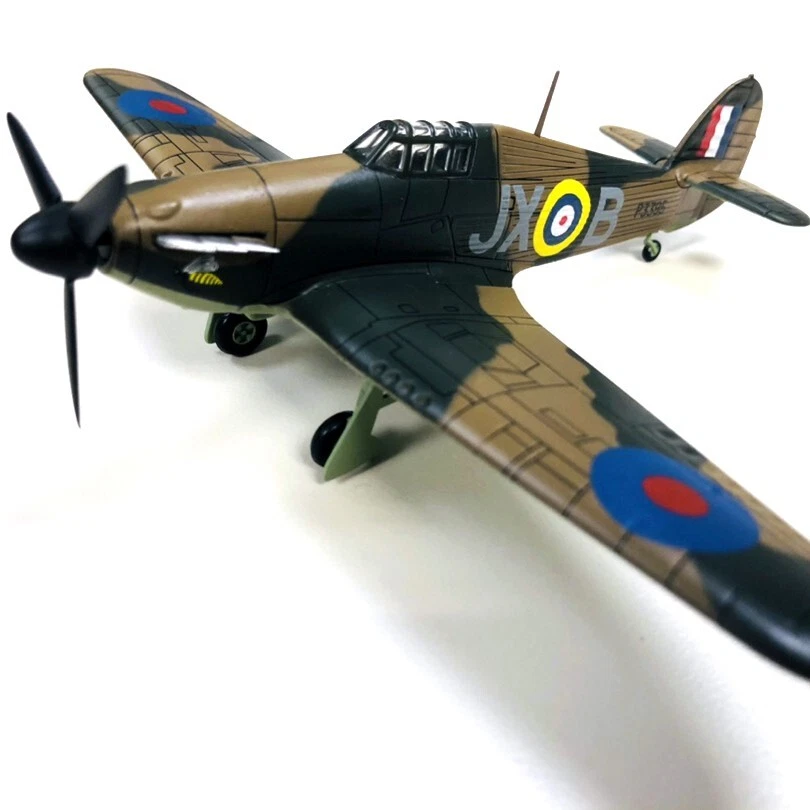 1:72 Alloy Diecast Military Model RAF World War II Hawker Hurricane MK.I Fighter - Image 3 of 4