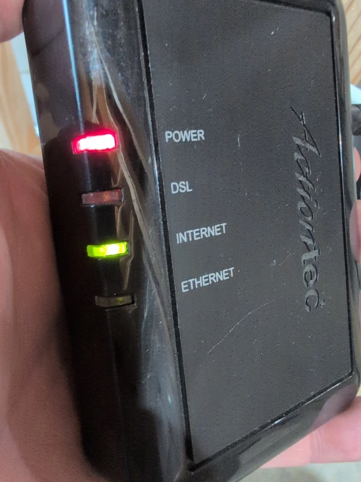 ActionTec GT701D High-Speed DSL Modem w Power Cord, CD & Quick Start Guide - Image 2 of 3