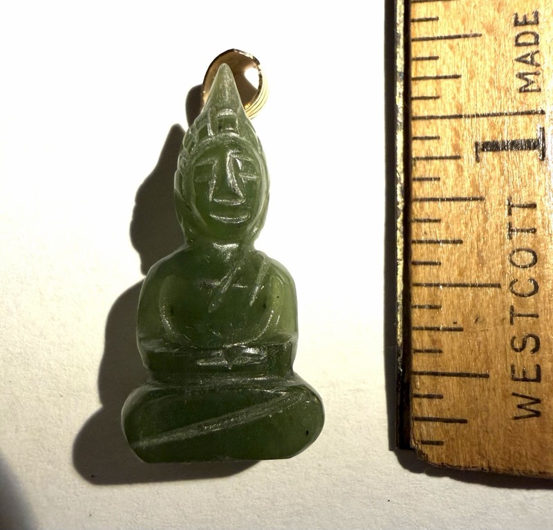 Vintage Mini Guan Yin Jade Pendant Buddha Green Jadeite Kwan Yin 冰透绿色玉观音 翡翠A货 1”