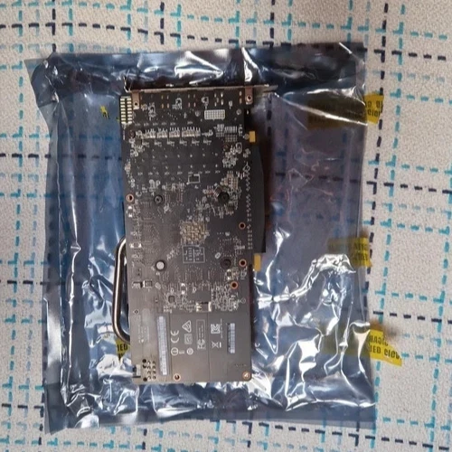 MSI AMD Radeon RX 570 Armor 8GB GDDR5 scheda video in ottime condizioni - Image 2 of 4