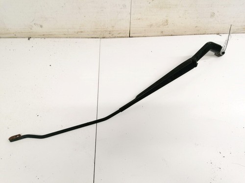 Nissan Almera 2000 Wiper Blade 28886BN000, Genuine #1499766-04