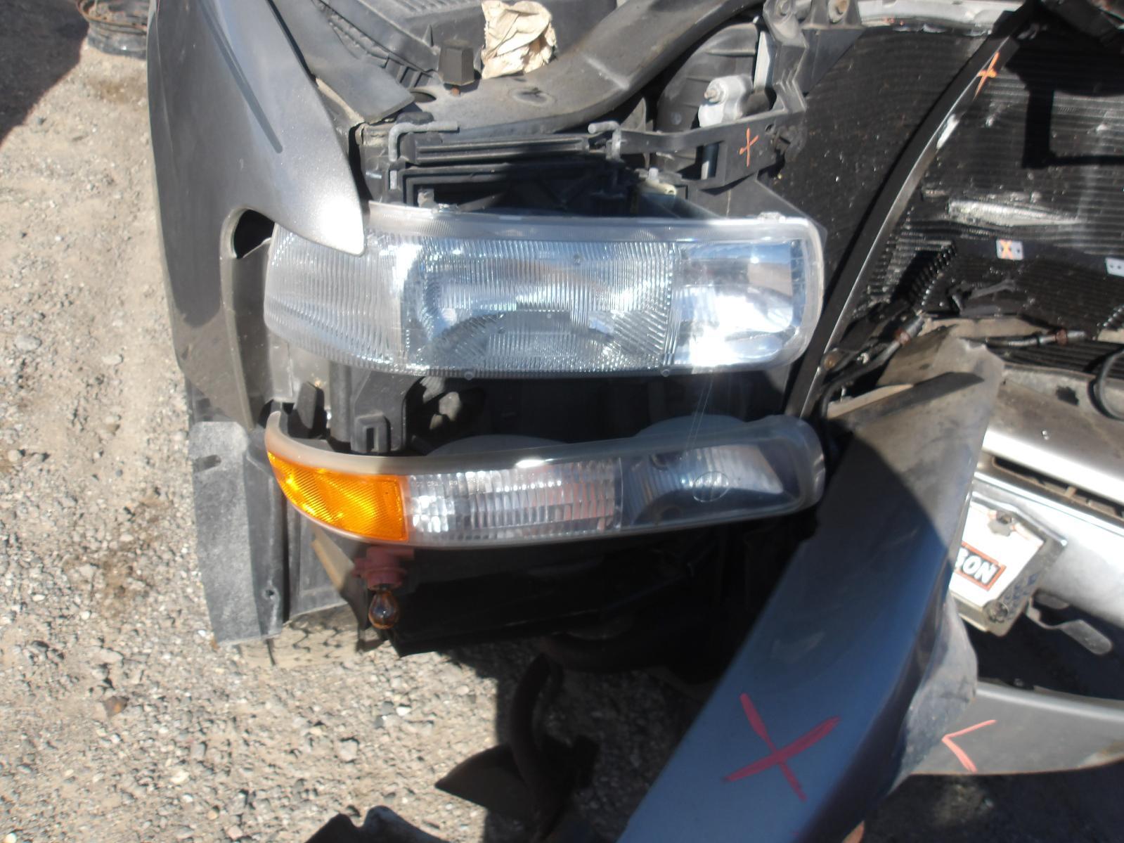 Used Left Sun Visor fits: 2000 Chevrolet Tahoe illuminated L. w/dimming vanity l