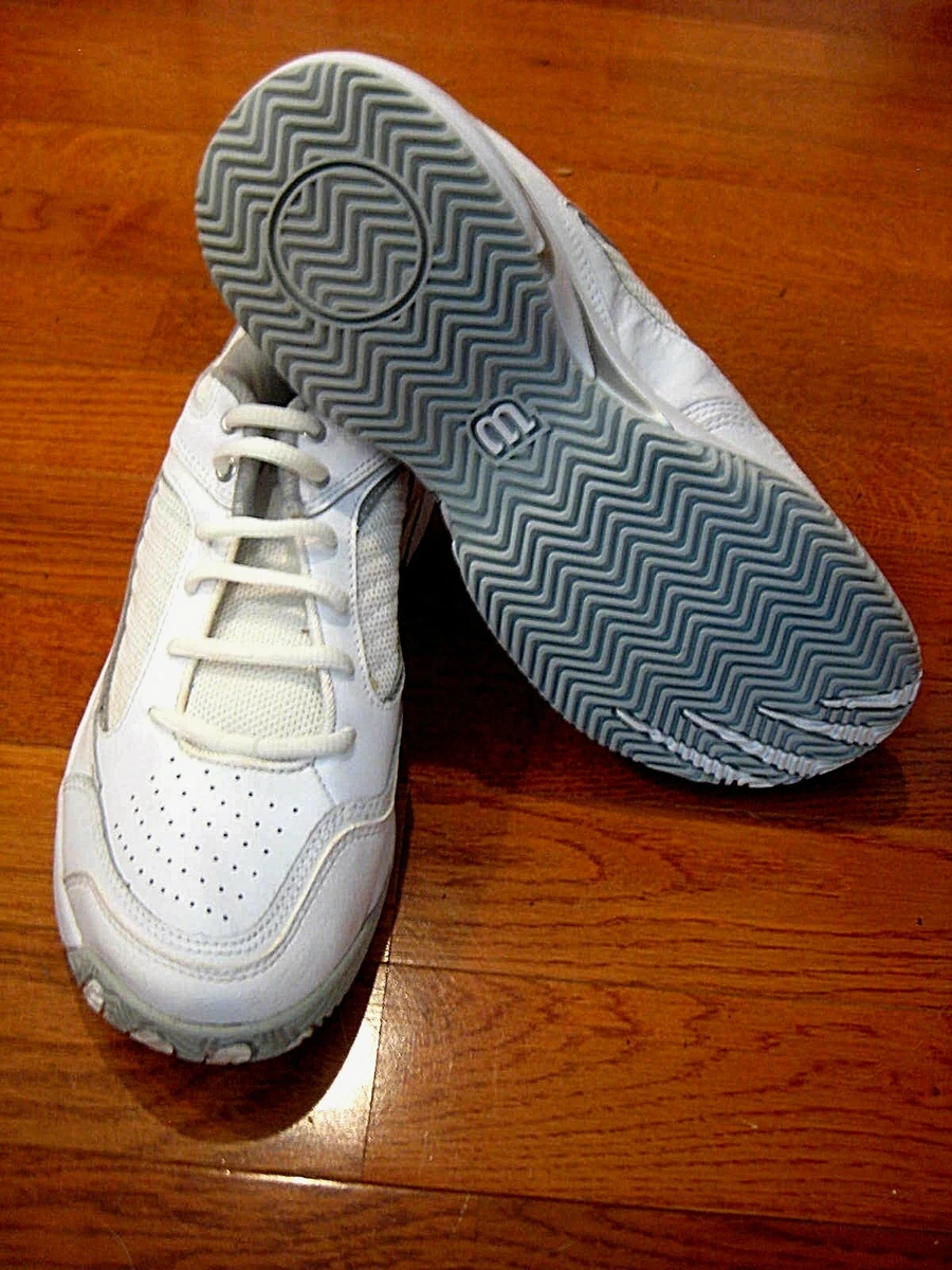 Womens tennis shoes store size 8