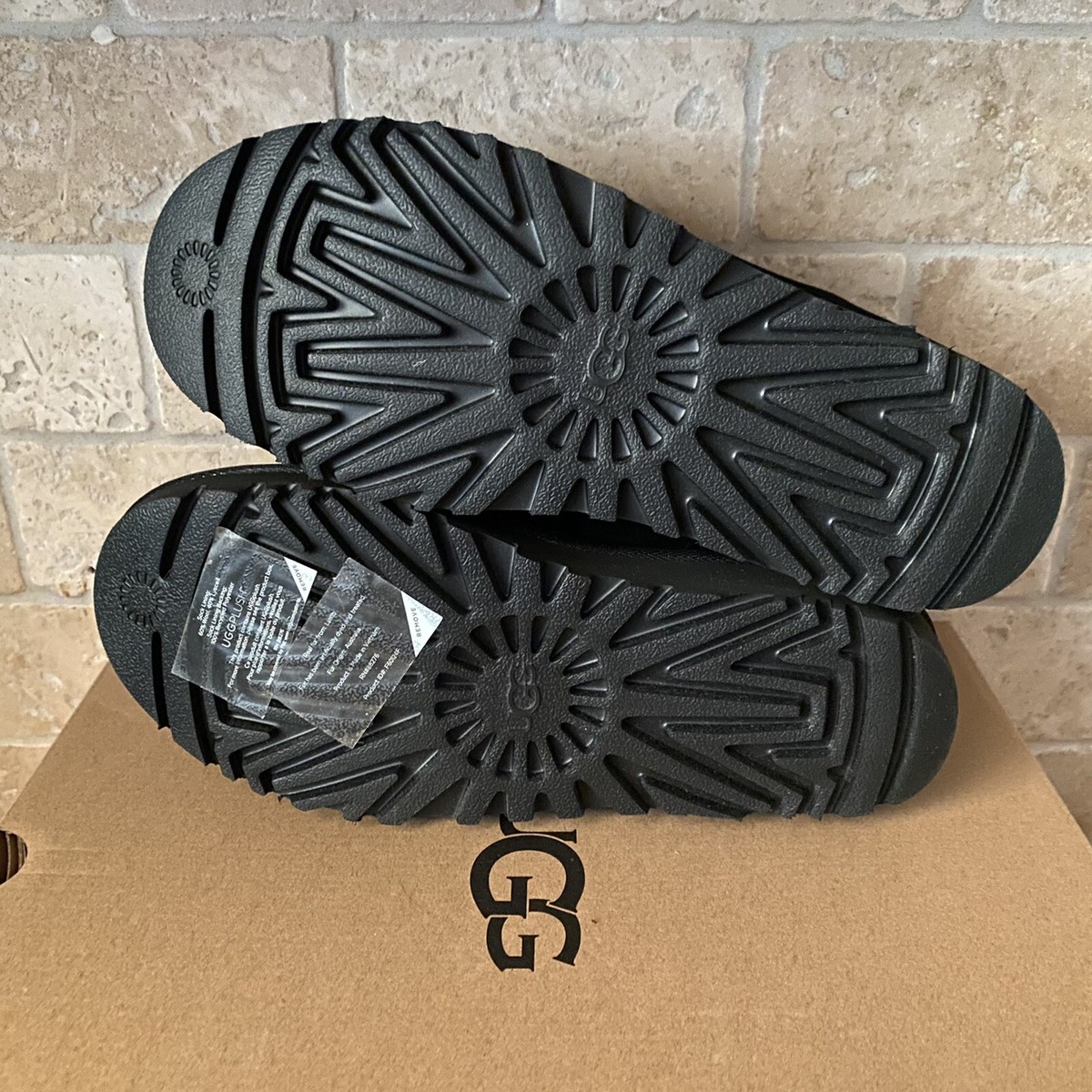 UGG ANSLEY PARC BLACK SUEDE PLATFORM MOCCASIN SLIPPERS SIZE US 7