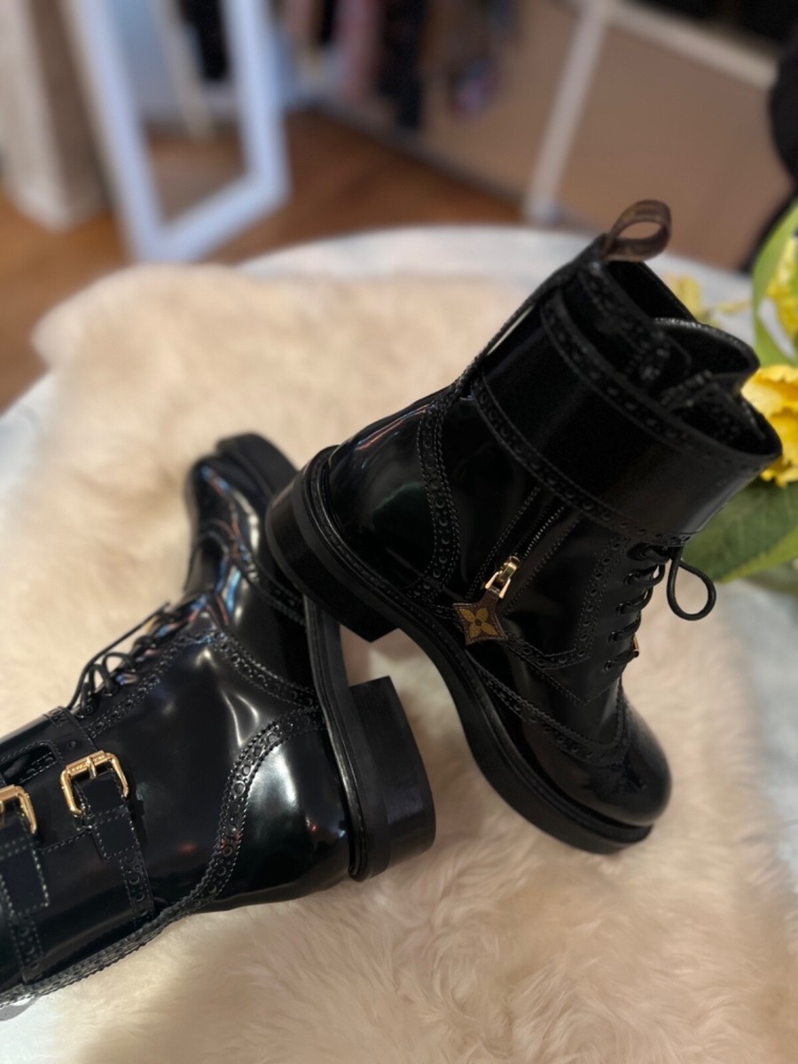 NEW Louis Vuitton Midtown Ankle Boots Combat Zipper Lace Up NEW Louis Vuitton Midtown Ankle Boots Combat Zipper Lace Up
