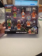 Roblox DEVSERIES Jailbreak Hiding In Plain Sight 6 Action Figures Virtual Code
