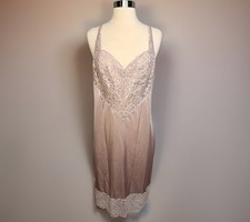 Vintage Vanity Fair Beige Nude Champagne Taupe Nylon Full Slip Dress Lace Sz 38