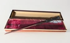 The Noble Collection Authentic World of Harry Potter Replica Harry Potter Wand