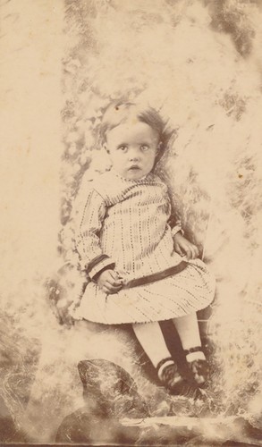 CDV Antique Photo Carte de Visite Child Baby Weird Edited Cloudy Hidden Mother - Picture 5 of 5
