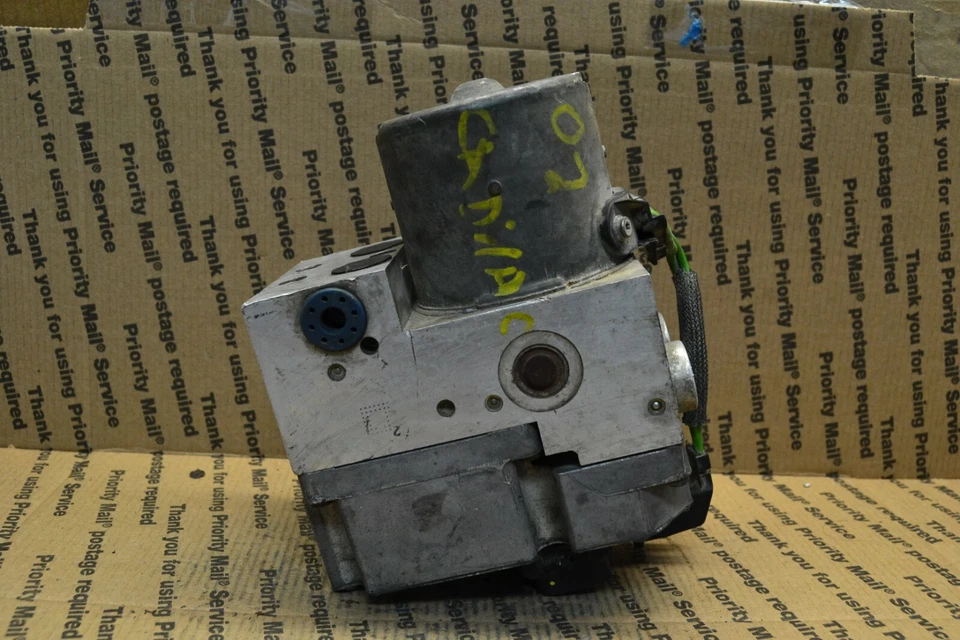 00-01 Pontiac Bonneville Deville ABS Pump Control OEM 09367420 Module 41-14B10 - Image 3 of 4