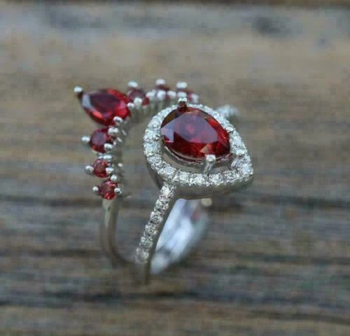 Juego de anillos de compromiso con halo de oro blanco de 14 quilates granate creado en laboratorio de 3,50 quilates talla 6 Foto 2 de 4