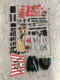 LEGO Pirates 6250 Cross Bone Clipper  100% Complete