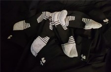 NEW UNDER ARMOUR UA HEATGEAR YOUTH BOYS LO CUT SOCKS 4 PAIRS BLACK GRAY SZ YSM
