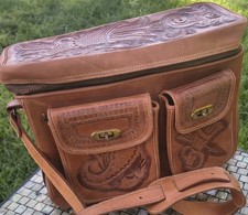 Camera Bag, Tooled Leather, Glove Leather Interior Mint Condition, Mexico, Vtg.