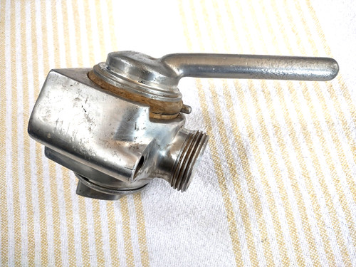 Waco V9 Large 1 1/4" Stainless Steel Commercial Stop Valve J5037 READ